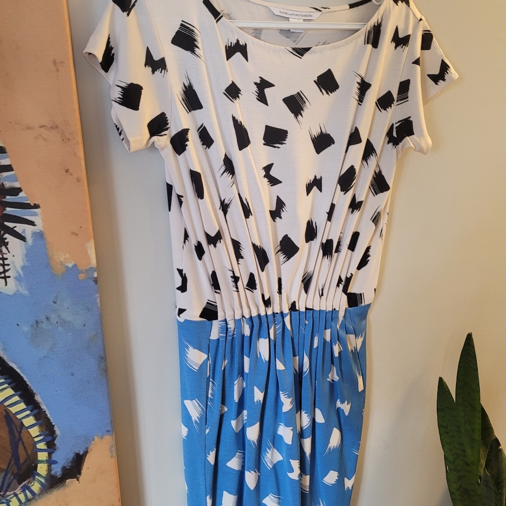 Diane Von Furstenberg Dress